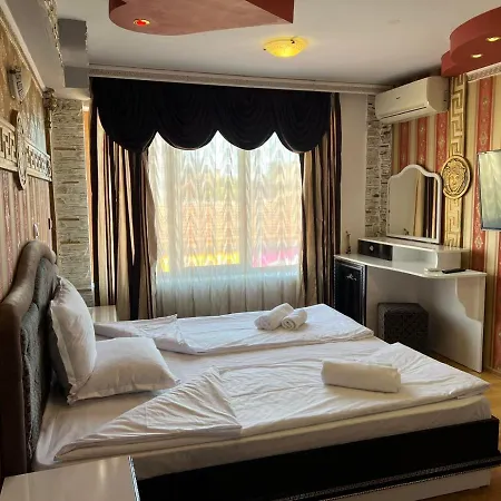 Хотел Яница Лукс 3* Nova Zagora