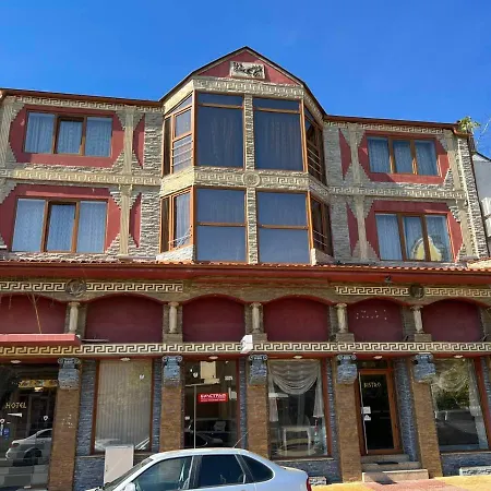 Хотел Яница Лукс Hotel Nova Zagora