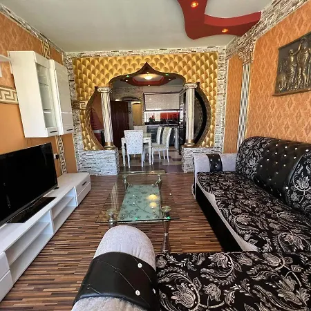 Хотел Яница Лукс Hotel 3*